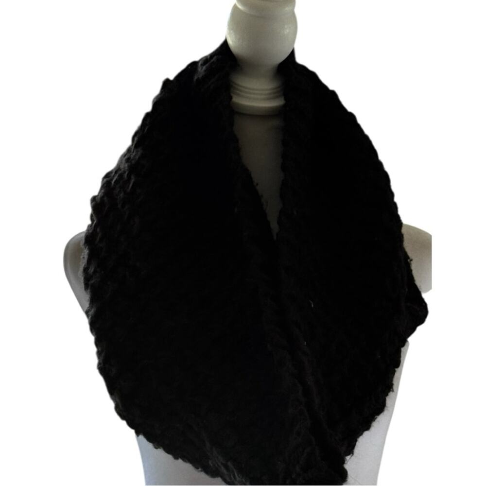 MUXIT ONE SIZE Cold Weather Winter Elegant Black Infinity Scarf